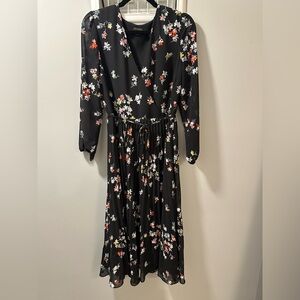 Ann Taylor pleated floral dress, Sz 6